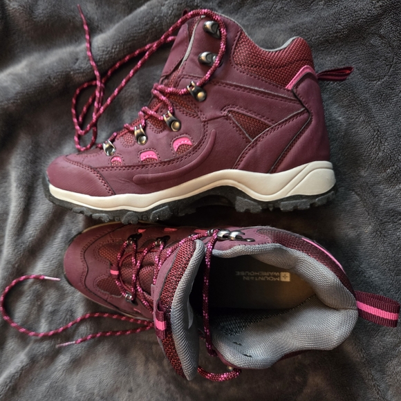 Mountain Warehouse Shoes - Women's Mountain Warehouse Burgundy Hiking Boots